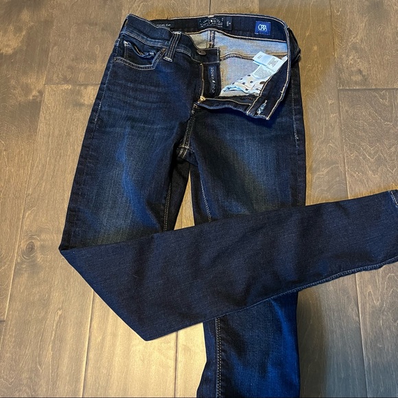 Lucky Brand Dark Wash Legging Jean size 0 - Picture 3 of 4